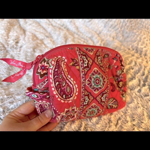 Vera Bradley | Medium Quilted Cosmetic Tote | Call Me Coral - Picture 4 of 9